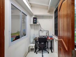 Blk 549 Jurong West Street 42 (Jurong West), HDB Executive #560562641